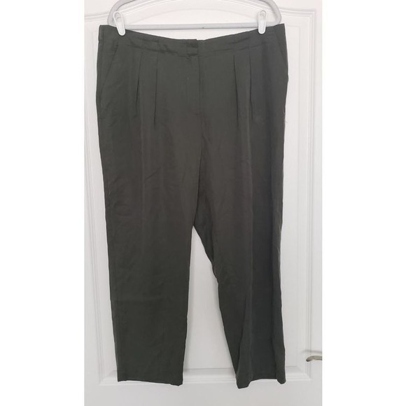 Chico's Pants - Chico's Skimmer Crop Pants Olive Green Pleated Career Casual Sz 2.5/14